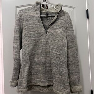 Boutique pull over
